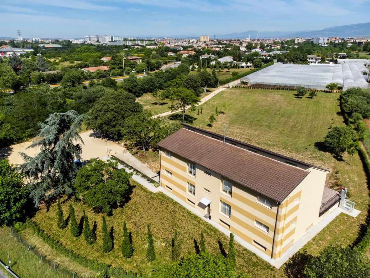 Borgoroma - Business & Apartments Verona Buitenkant foto